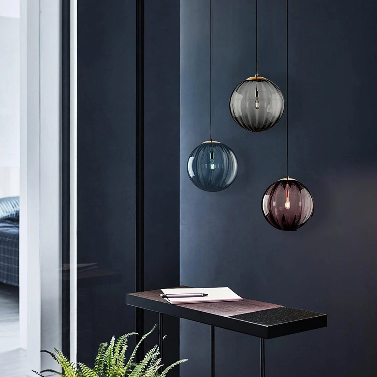 Spherical lampshade Pendant Light